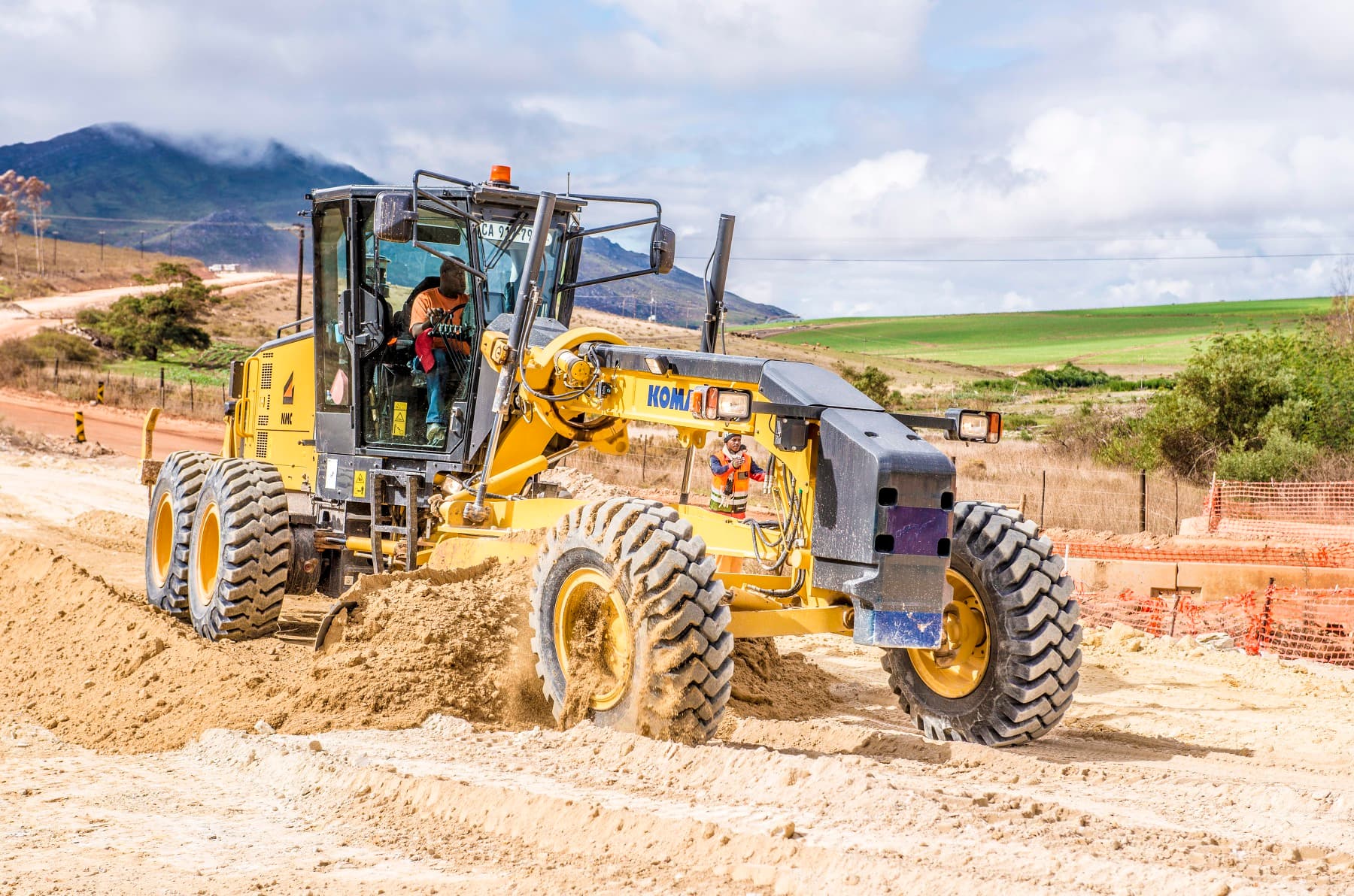South Africa's National Roads Agency signs MOU to develop small contractors