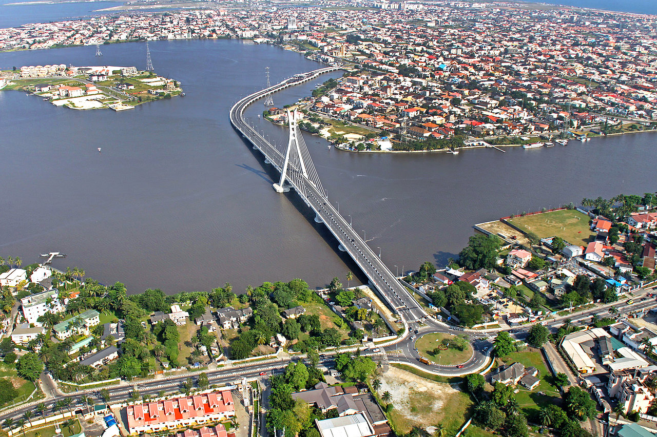 Aerial view of completed bridge connecting Lekki to Ikoyi (julius-berger.com)