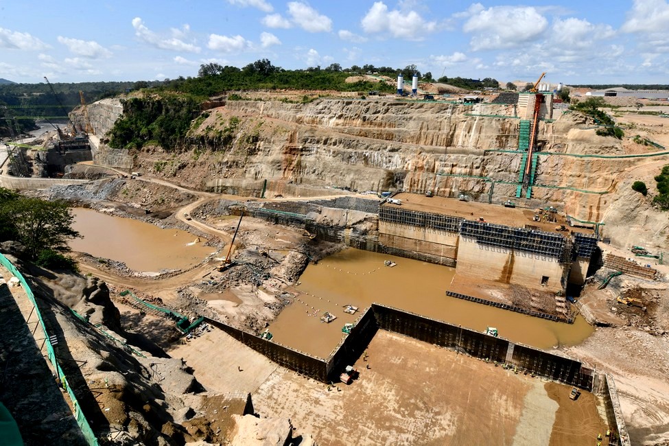 The construction includes four saddle dams 