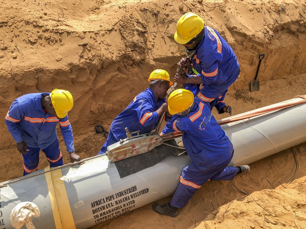 Botswana 100km project pipe laying