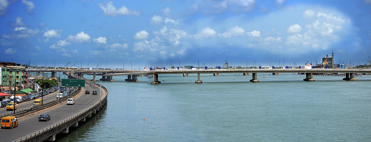 Eko Bridge, Lagos, Nigeria (Omoeko Media | Wikimedia Commons)