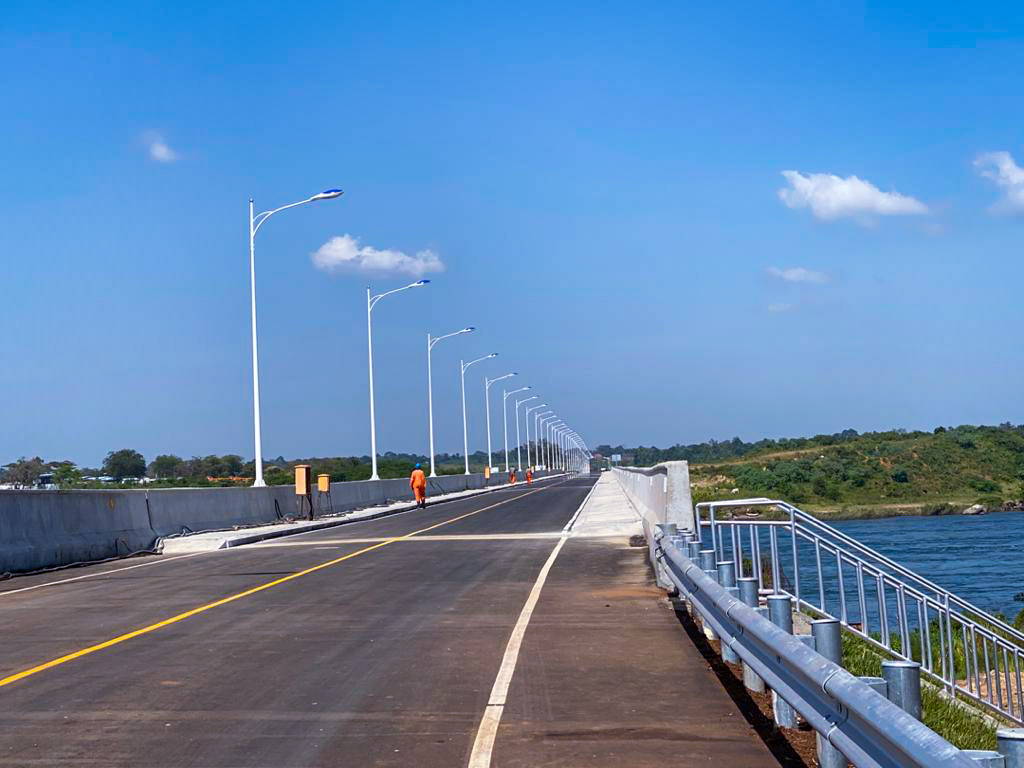 Completed Isimba Dam Public Bridge (@UNRA_UG Twitter handle)