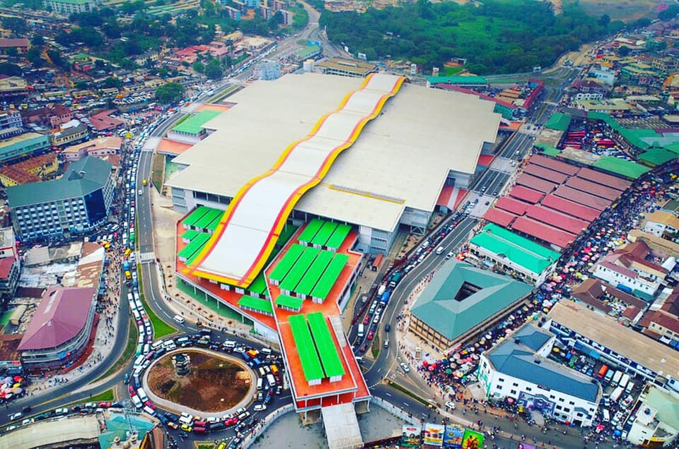 Aerial view of the Kejetia market (theghanareport.com)